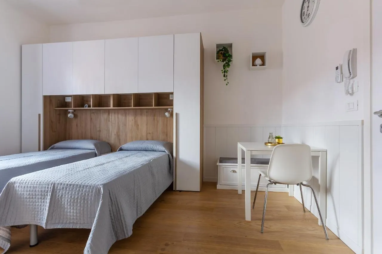 Studio Bo16 2 Min Walk From Porta San Donato! Bolonia Italia